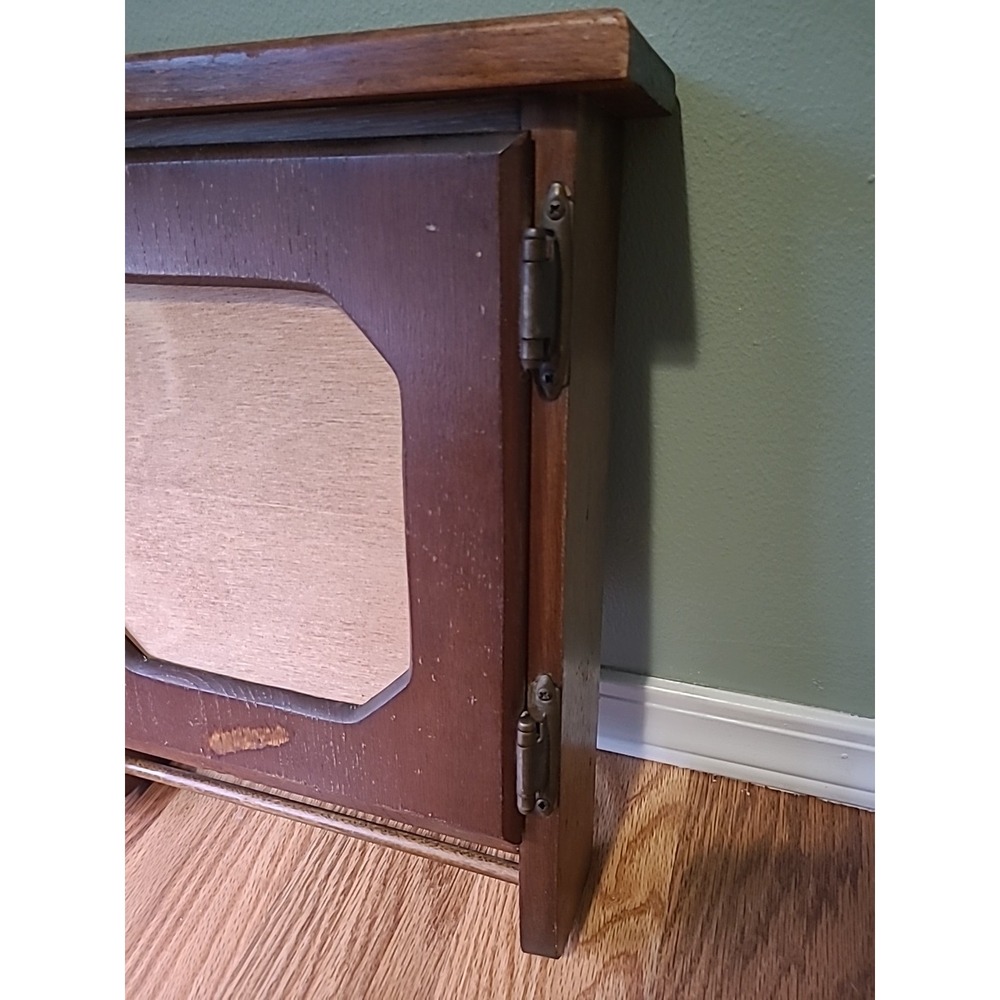 Vintage Framed Hanging Wooden Spice Rack / Medicine Caninet With Towel Rack - Picture 6 of 14